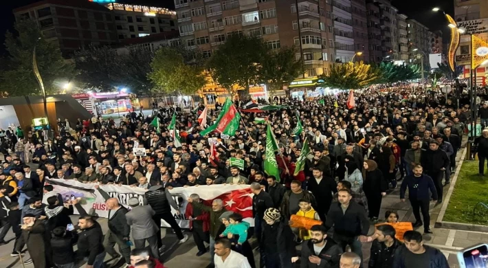 Filistin’de Hayatını Kaybedenler İçin Elazığ’da Gıyabi Cenaze Namazı Kılındı