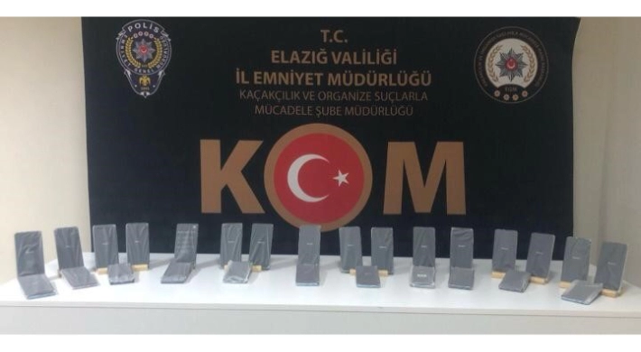 Elazığ’da Gümrük Kaçağı Cep Telefonu Ele Geçirildi