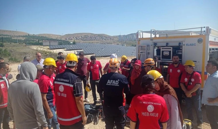 Elazığ’da Depremde Arama Kurtarma Eğitimi