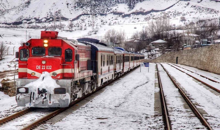 Elazığ’dan Geçecek Olan Turistik Tatvan Treni Yola Çıkıyor