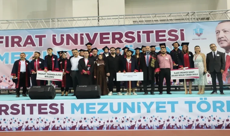 Fırat Üniversitesinde Meslek Yüksekokulları İçin Mezuniyet Töreni Düzenlendi