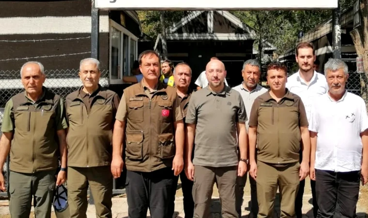 Doğa Koruma ve Milli Parklar Genel Müdürü Kadir Çokçetin, Hazar Gölü Tabiat Parkını ziyaret ederek incelemelerde bulundu.