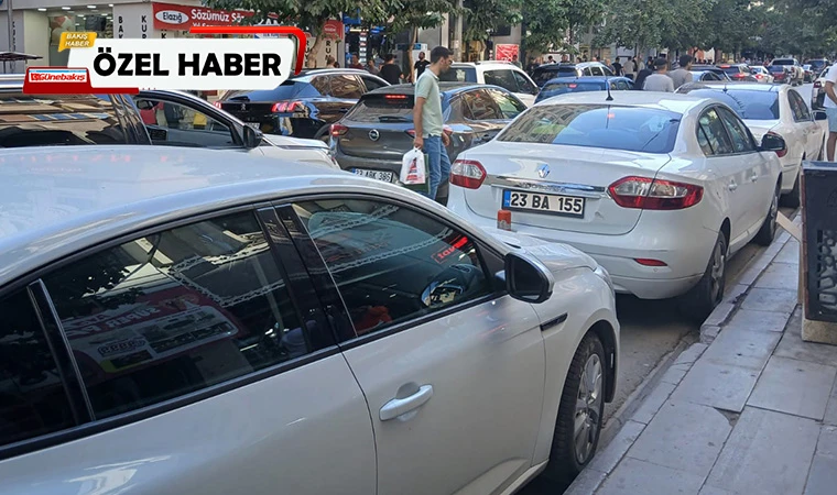 Gazi Caddesi'nde Araç Parkı Sorunu!