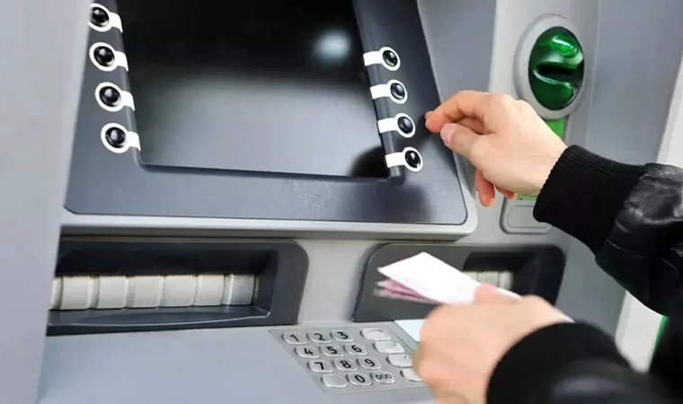 Türk Lirasında Değer Kaybı, ATM'lerde Banknot Sıkıntısına Yol Açtı