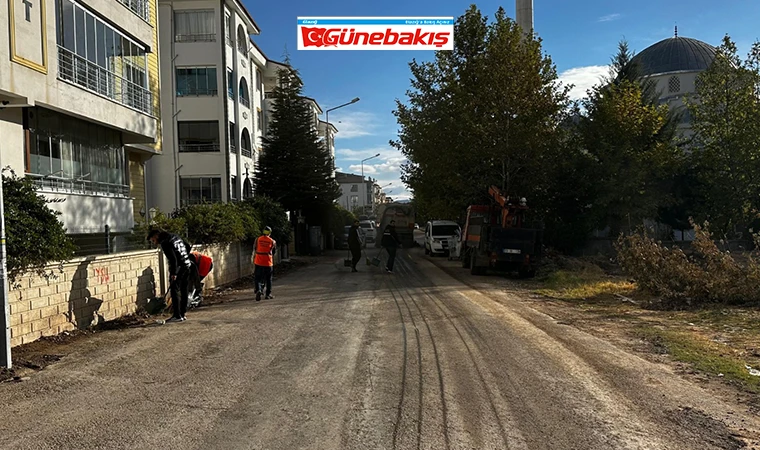 Elazığ Belediyesi, Ataşehir Mahallesi’nde Kapsamlı Temizlik Gerçekleştirdi