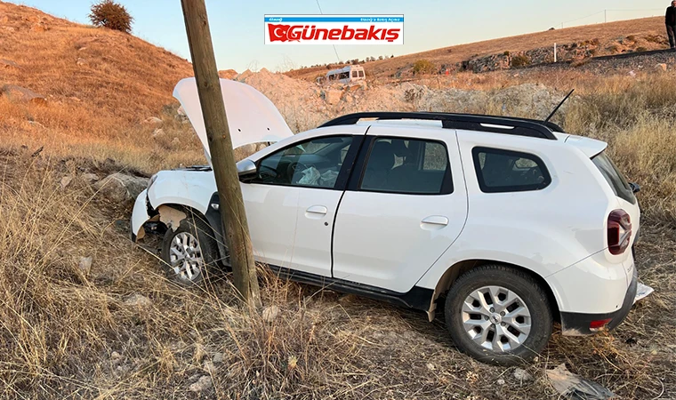 Elazığ’da Otomobil Şarampole Yuvarlandı: 3 Yaralı