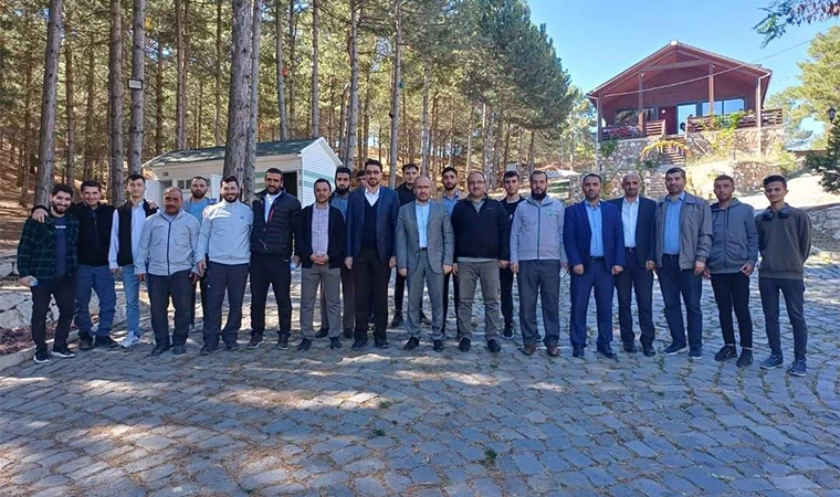 Elazığ’da Sabah Namazı Sonrası Doğa Yürüyüşü