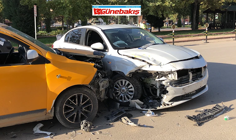 Elazığ’da Trafik Kazası: 2 Yaralı