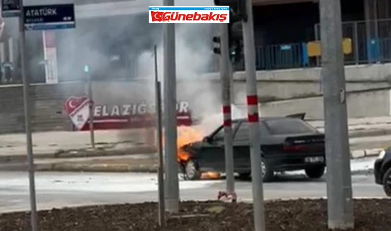 Elazığ'da Korkutan Araç Yangını!