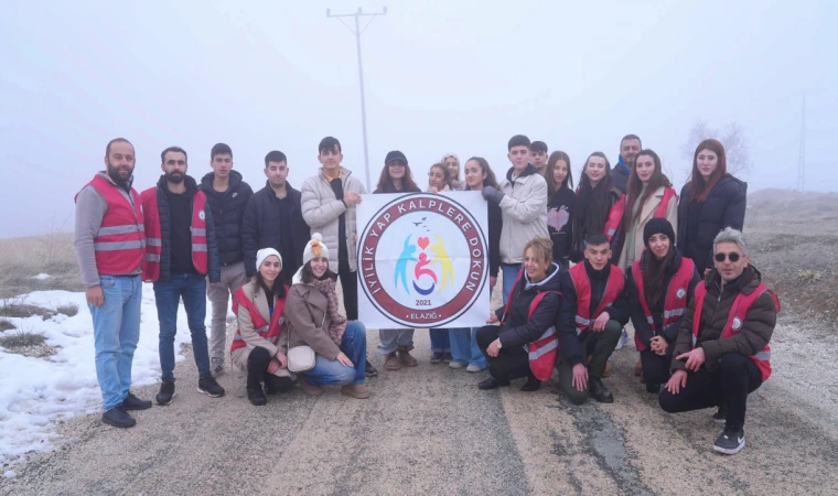 Elazığ Belediyesi Sokak Hayvanlarını Unutmadı