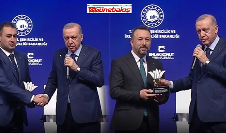 Cumhurbaşkanı Erdoğan'dan 2 Elazığlı Bürokrata Ödül