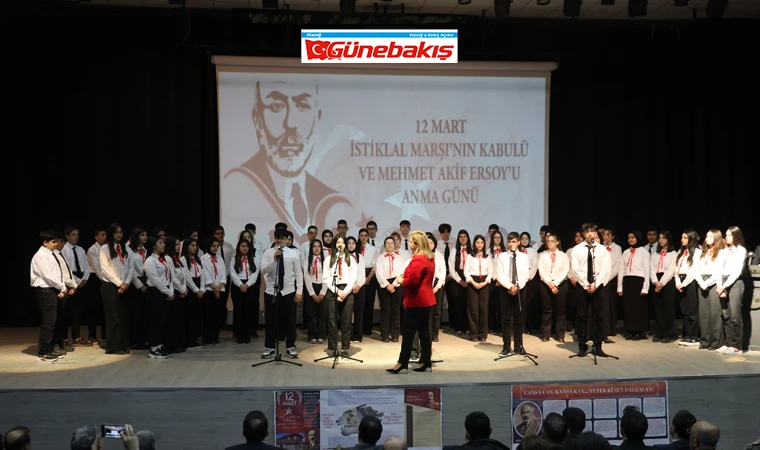 İstiklal Marşı ve Mehmet Akif Ersoy Anma Programı Düzenlendi