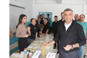 CHP Elazığ Milletvekili Erol, Oyunu Kullandı
