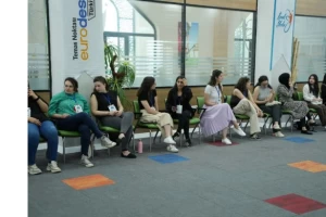 Elazığ'da Uluslararası Buluşma: 5 Ülkeden 40 Genç Bir Araya Geldi 