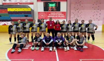 Demir Kızlar Türkiye Finallerine Namağlup İlerliyor