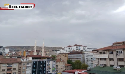 Elazığ Güne Yağmurlu Başladı