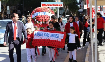 Elazığ'da Öğrencilerden Anlamlı Cumhuriyet Bayramı Kutlaması