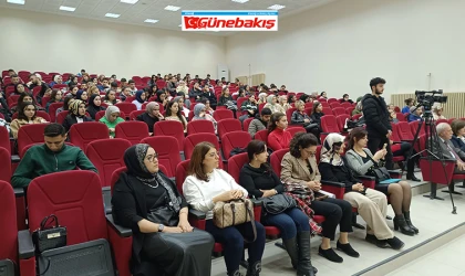 Toplumsal Yozlaşma Konulu Konferans Düzenlendi